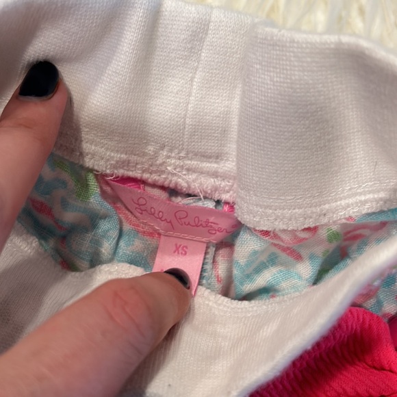 Lilly putilizer size XS girl bottoms. Good condition. Bow not included - Picture 2 of 2